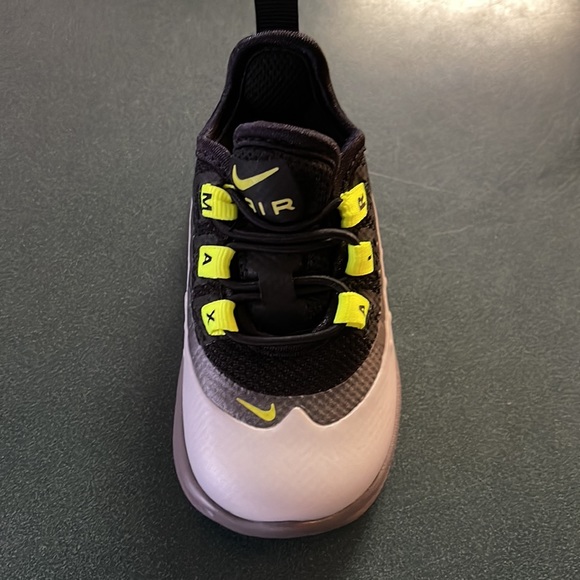 New Infant AirMax - Picture 2 of 8